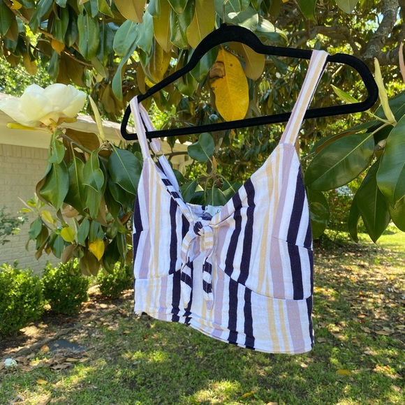 Summer Stripe Crop Top - Picture 6 of 13